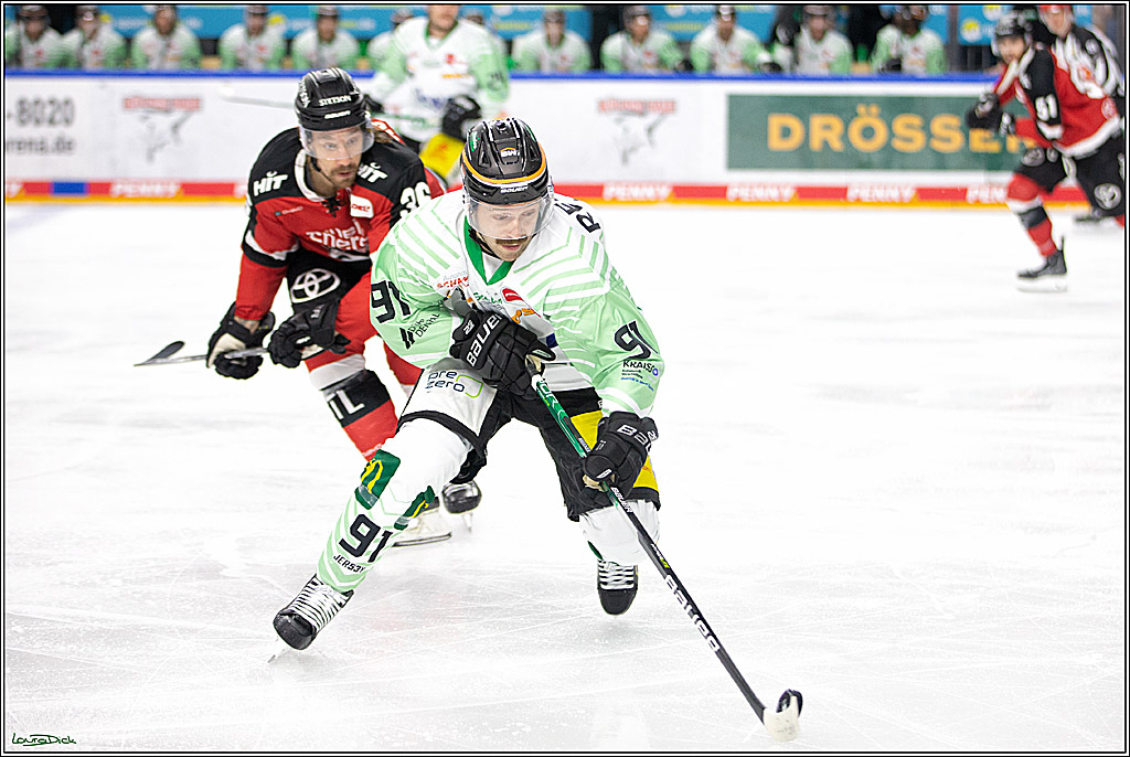 PENNY DEL; Koelner Haie- Bietigheim Steelers; Koeln, 19.11.2021